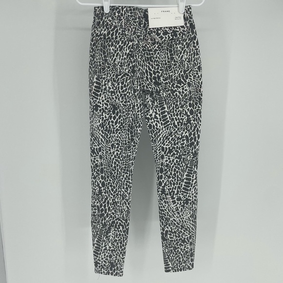 FRAME DENIM NWT LE HIGH SKINNY ABSTRACT ANIMAL PRINT HIGH RISE JEANS BLACK WHITE - Picture 3 of 11